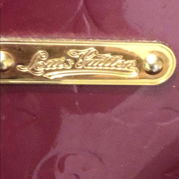 Louis Vuitton Vernis 1000.00 - Picture 3 of 8